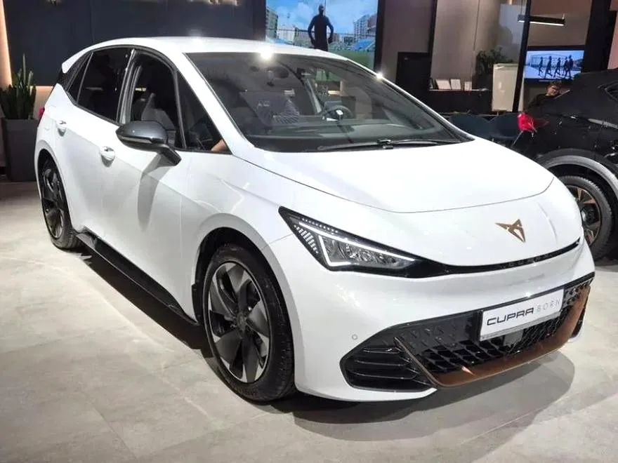 Dlaczego niebezpieczeństwo zapłonu samochodów elektrycznych wzrasta?