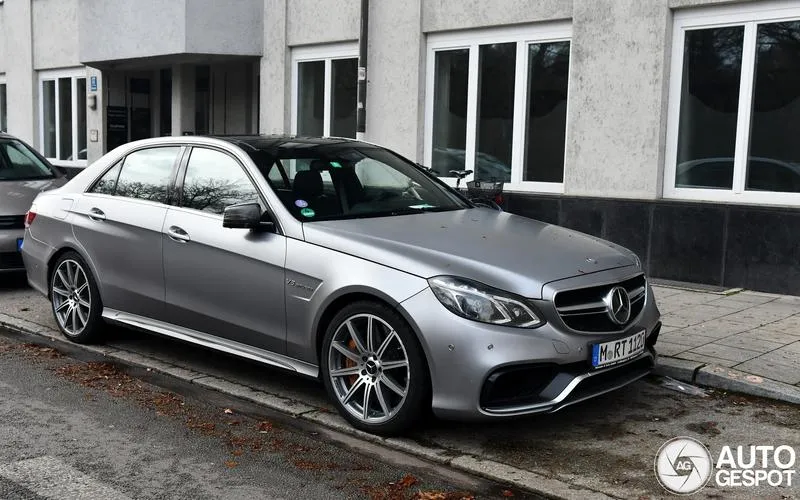Ile oleju potrzebuje Mercedes W212 2.2 CDI? Praktyczny przewodnik dla właścicieli