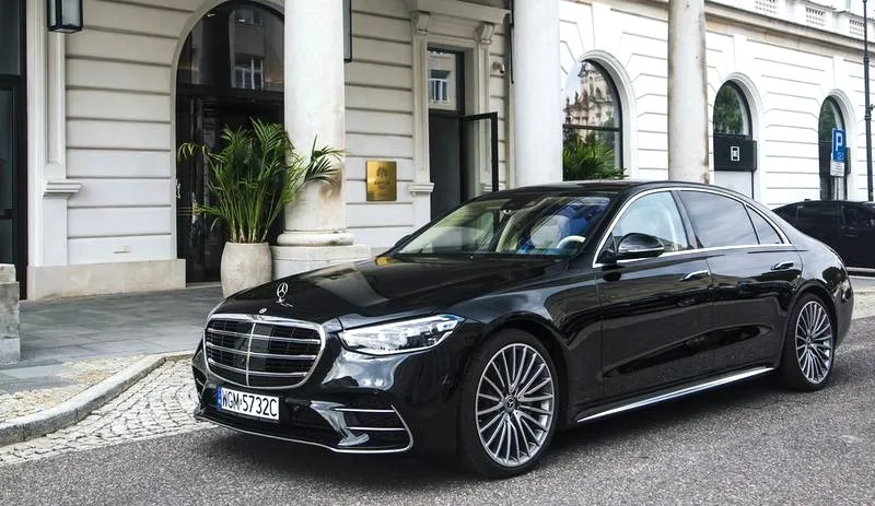 Ile pali Mercedes S-klasa w praktyce?