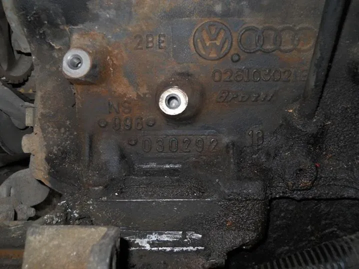Jak sprawdzić oznaczenie silnika VW? Gdzie znaleźć kod