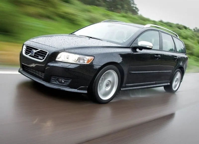 Jak wybrać idealny akumulator do Volvo V50 1.8 benzyna?
