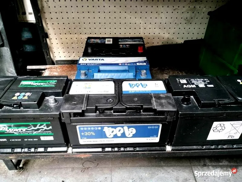 Który akumulator wybrać: Varta czy Centra?