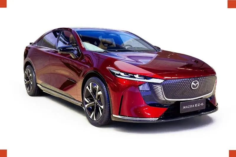 Mazda 6: Która wersja lepsza - 1.8 czy 2.0 benzyna?