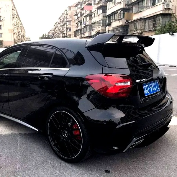 Mercedes A180 a A200 – poznaj kluczowe różnice między tymi modelami