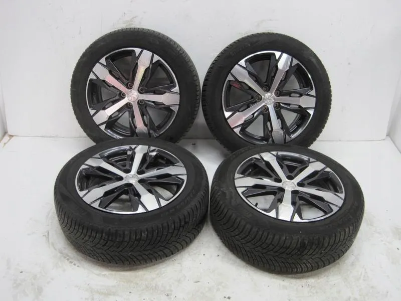 Bezpieczeństwo jazdy w Peugeot 3008