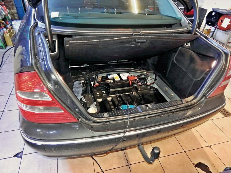 Mały akumulator Mercedes W211