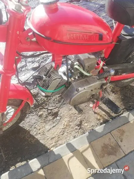 Montaż silnika motorynki