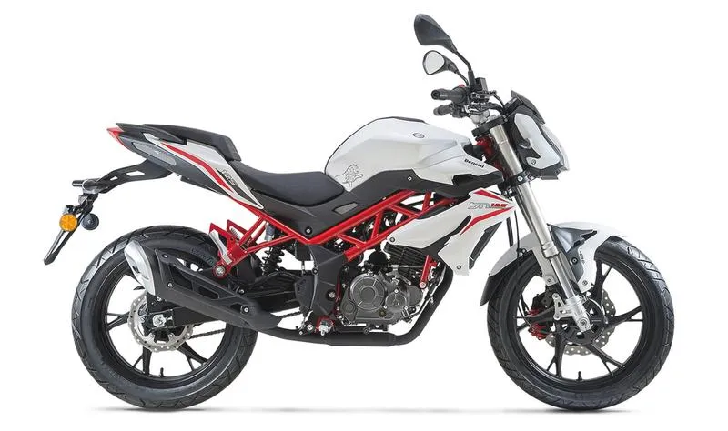Przepisy motocyklowe 2022