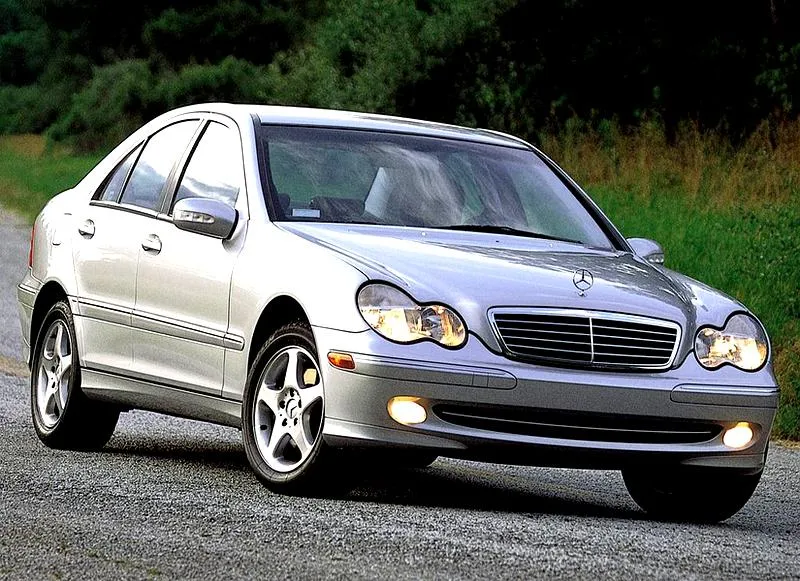 Sprawdzanie poziomu płynu chłodniczego